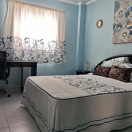 Con Bano Privado