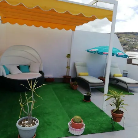 Con Bano Privado Homestay Galdar